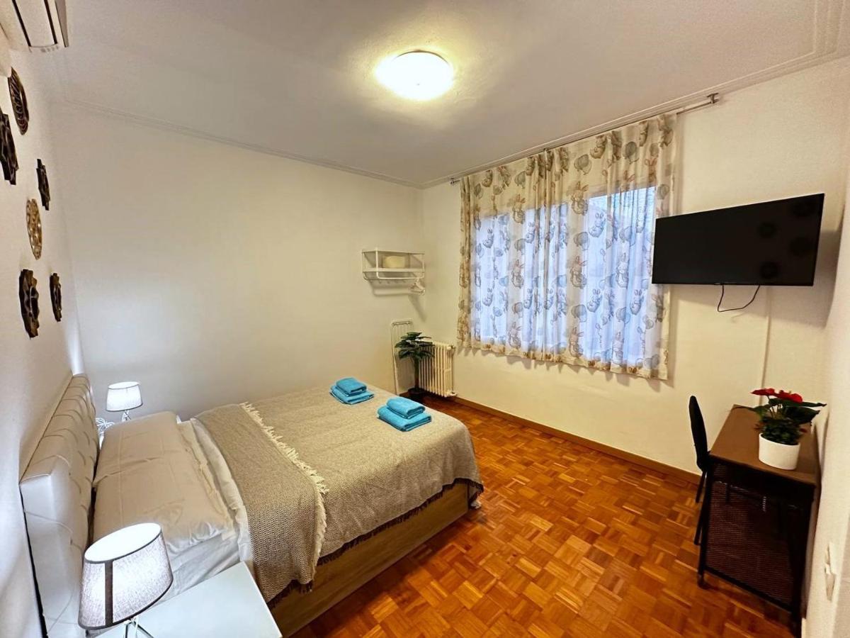 Rooms Nuevo Roger Barcelona Buitenkant foto