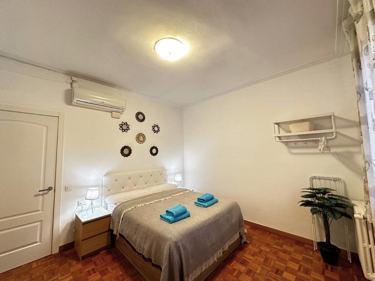 Rooms Nuevo Roger Barcelona Buitenkant foto
